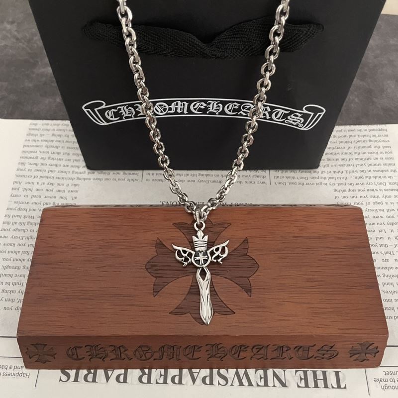 Ch**me He**ts necklaces